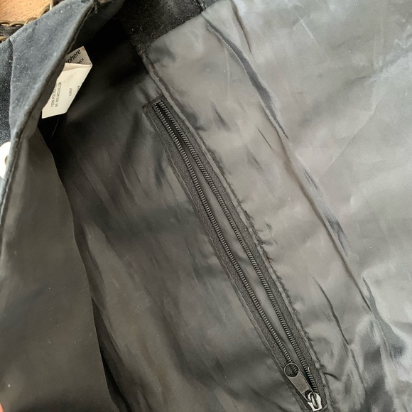 Black vintage clutch with gold studs - Picture 5 of 7